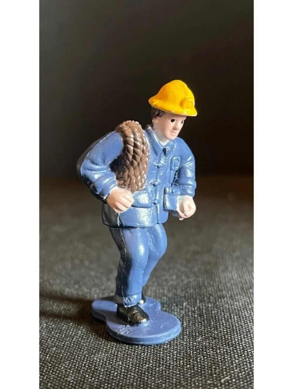 Lot of 11 Cool Vintage Early 2000’S Mini Plastic Working Men Figure 2 Inch